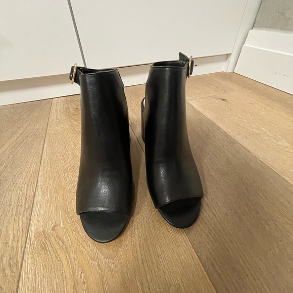 Nine West Chunky Heels - Picture 3 of 5